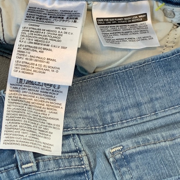 LEVI STRAUSS Womans 524 Bootcut Jeans Size 30x32 - Picture 7 of 8